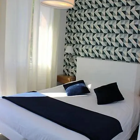 Lou Riou Village Курортний комплекс 3*