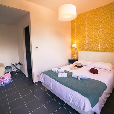 Lou Riou Village Saint-Tropez