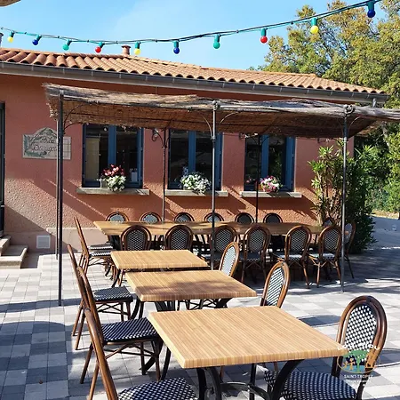 Lou Riou Village Курортний комплекс