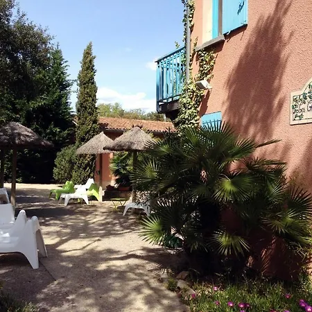 Lou Riou Village Ośrodek wypoczynkowy 3*