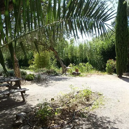 Lou Riou Village Ośrodek wypoczynkowy 3*