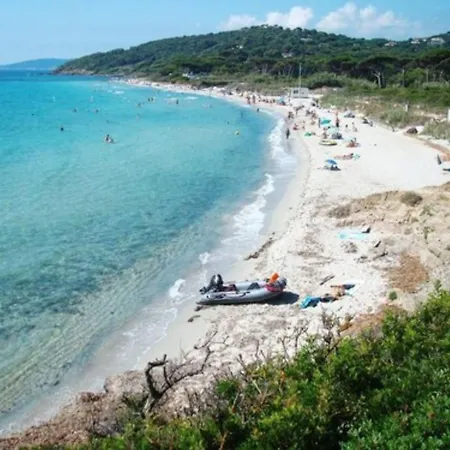 Lou Riou Village Курортний комплекс Сен-Тропе