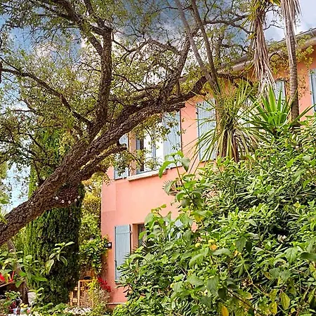 Lou Riou Village