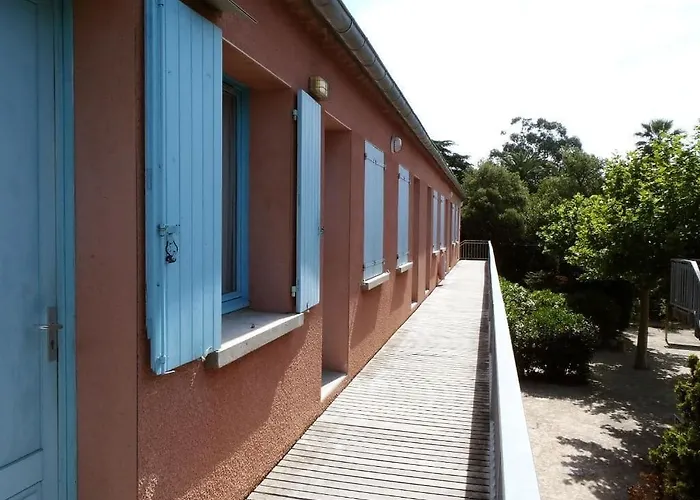 Resort Lou Riou Village 3*